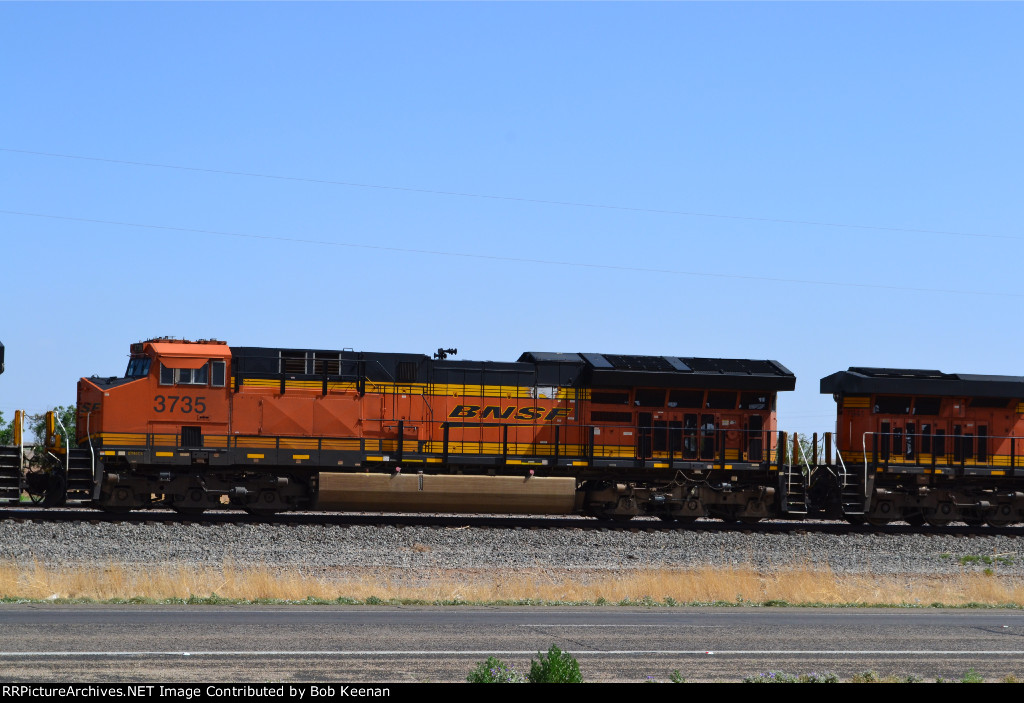 BNSF 3735